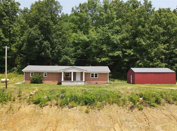 2088 Pine Ridge Road, Battletown, KY 40104