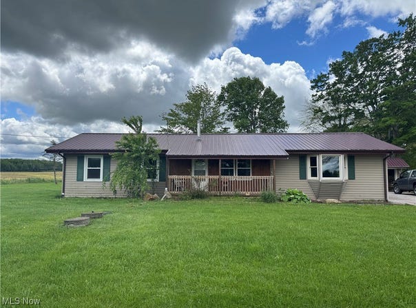 6874 Hammond Corners Road, Pierpont, OH 44082