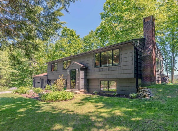 144 Oak Knoll Road, Arlington, VT 05250