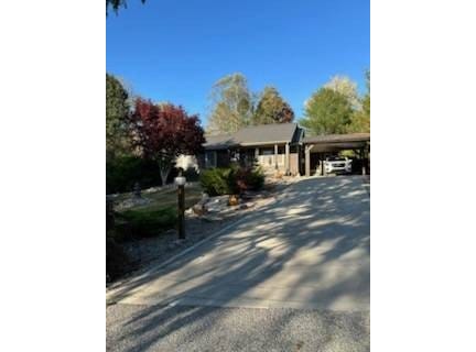 2216 Russ Rd, Jackson, OH 45640