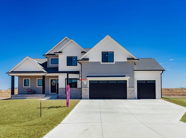 1216 Wicks Way, Story City, IA 50248