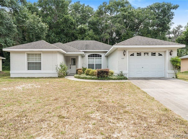 1127 S Cornell Terrace, Inverness, FL 34452