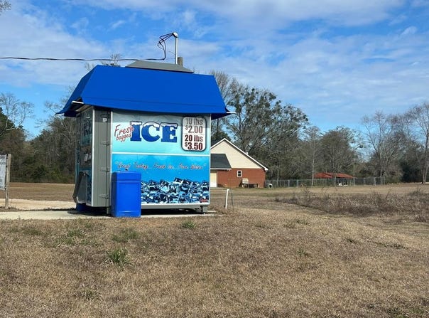 E US 84, Cowarts, AL 36321
