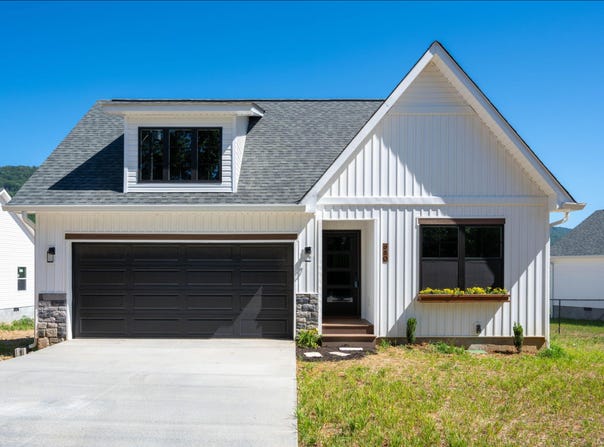 738 Sells Lane, Trenton, GA 30752