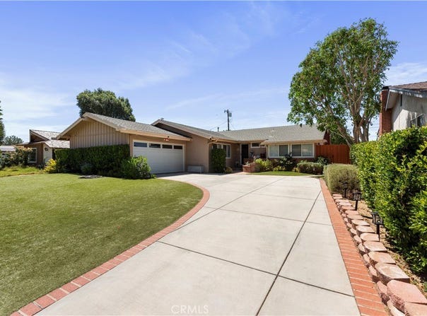 20722 Keswick Street, Winnetka, CA 91306