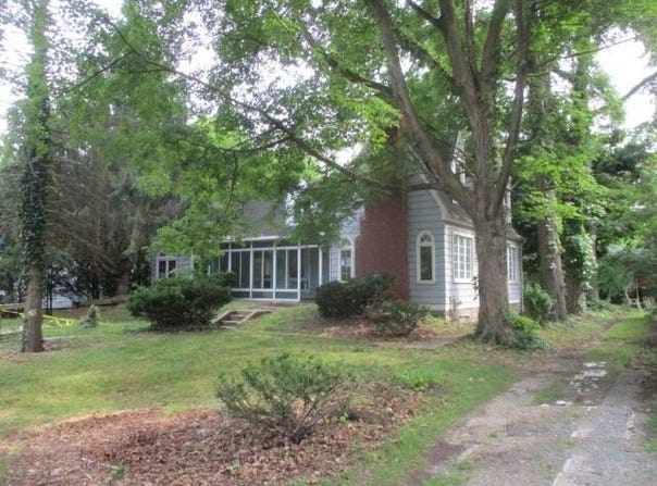 10278 Apple Avenue, Union Pier, MI 49129
