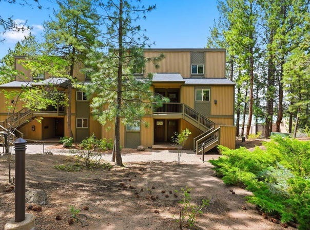 19717 SW Mount Bachelor Drive, Bend, OR 97702