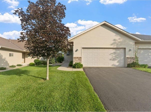 1409 Roberts Road, Buffalo, MN 55313