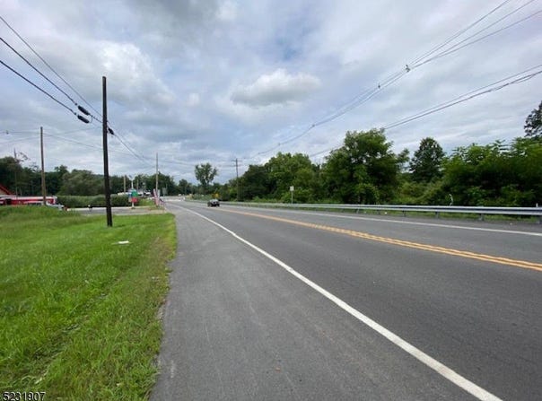 Route 23 Pond School Rd, Wantage Twp., NJ 07461