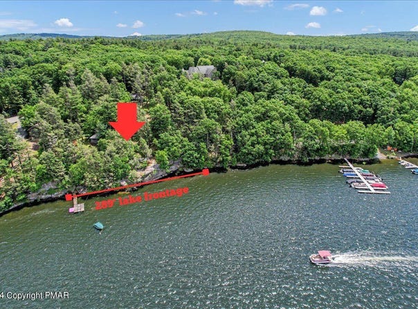108 Cabels Crossing, Tafton, PA 18464