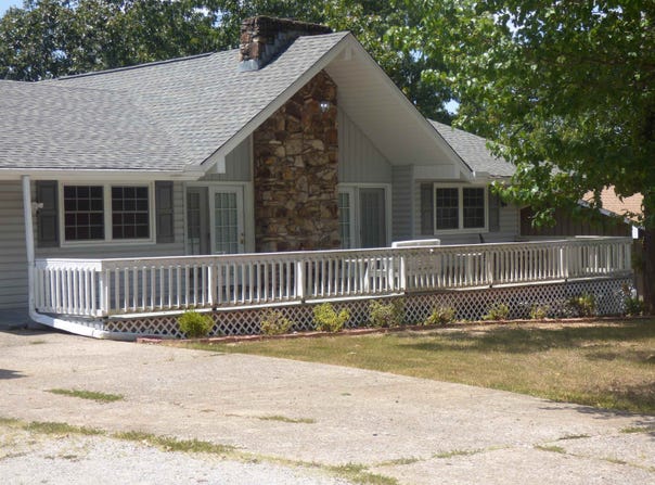 3 Mishemokwa Drive, Cherokee Village, AR 72529