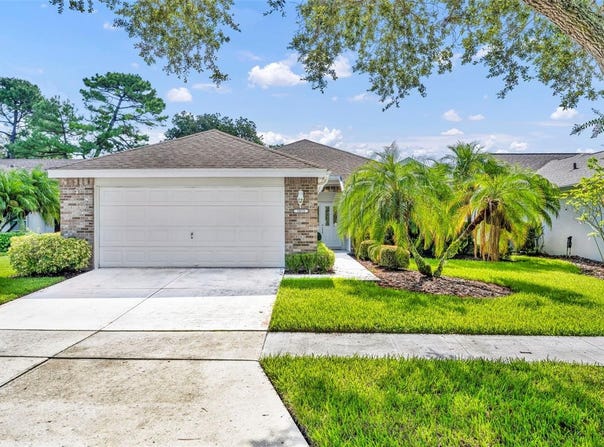 1812 STAFFORD SPRINGS BOULEVARD, MOUNT DORA, FL 32757
