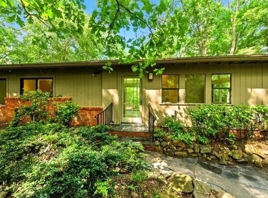 26 Mt. Bolus Road, Chapel Hill, NC 27514