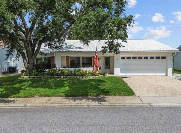 9150 40TH STREET N, PINELLAS PARK, FL 33782