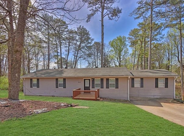 3618 Mansfield Lane, Snellville, GA 30039