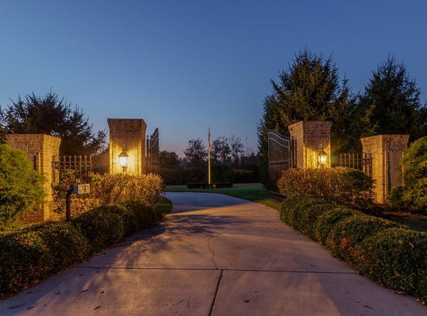 150 Old Woods Drive, Nicholasville, KY 40356