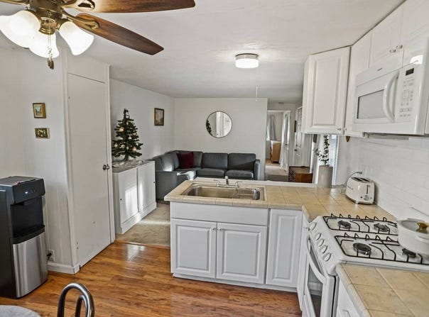 18145 Soledad Canyon Road, Canyon Country, CA 91387