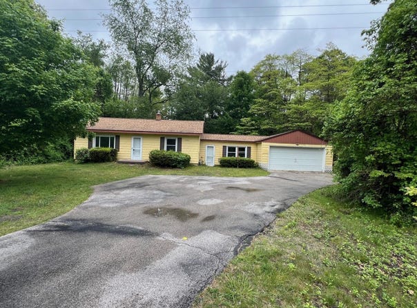 5352 Martin Road, Norton Shores, MI 49441