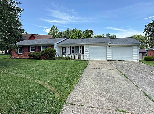 203 Hillside Drive, Washington, IN 47501