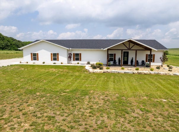 10263 State Hwy 14 W, Billings, MO 65610