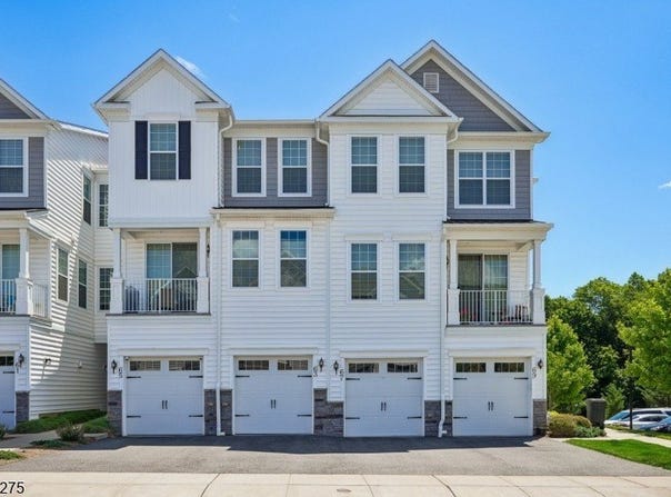 63 Sequoia Dr, Cedar Grove Twp., NJ 07009-2306