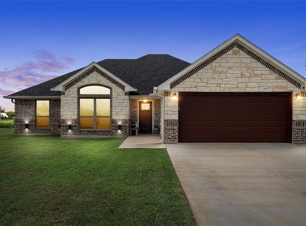 181 Catherine Drive, Whitney, TX 76692