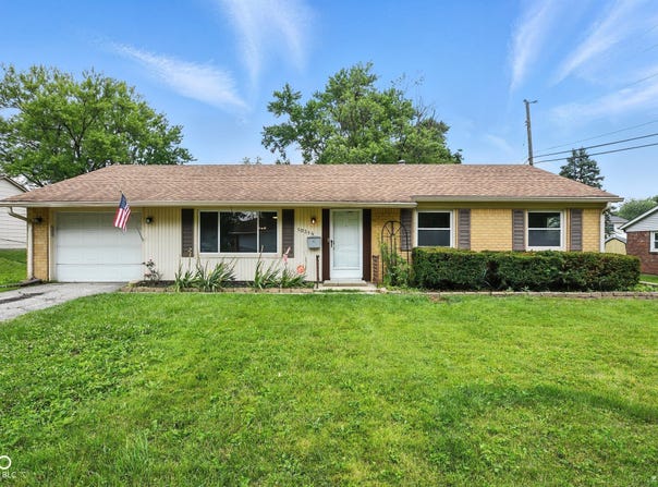 10314 Lawnhaven Drive, Indianapolis, IN 46229