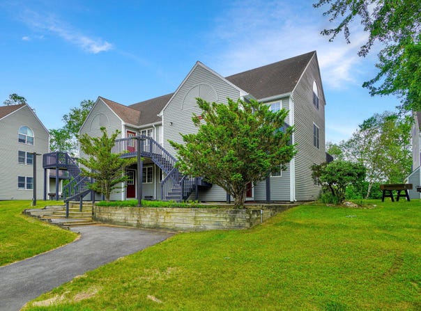 9 Cherry Lane, Bethel, ME 04217