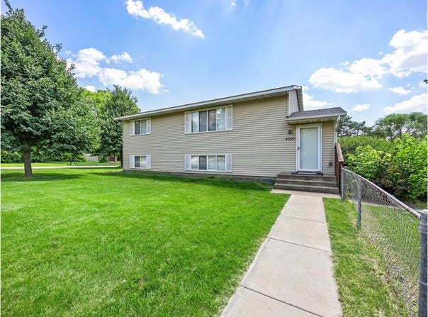 4020 64th st E, Inver Grove Heights, MN 55076