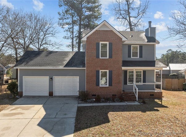 6215 Hedingham Drive, Hope Mills, NC 28348