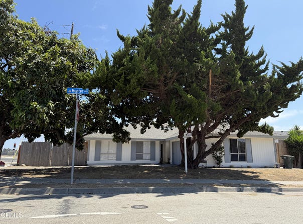 6368 Hunter Street, Ventura, CA 93003