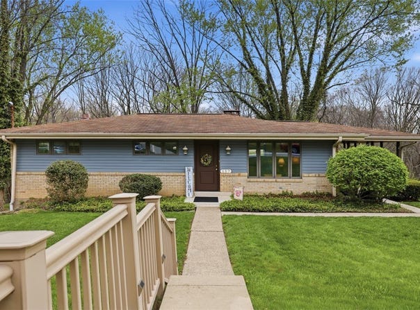 157 Broadbent Rd, Ohio Twp, PA 15143