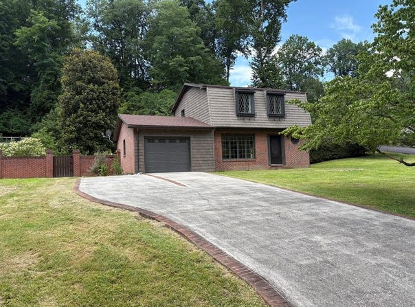 532 532 Sycamore Lane, Richlands, VA 24641