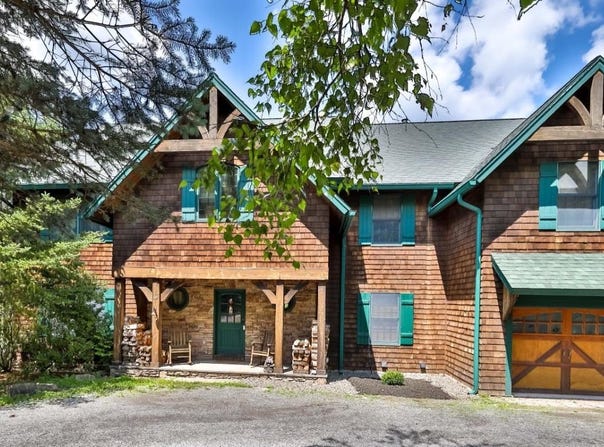 19 Twin Maples Ln, Windham, NY 12496