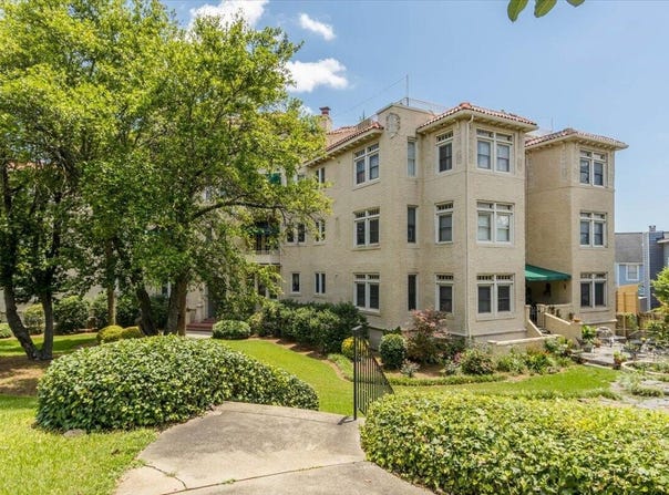 2068 Walton Way, Augusta, GA 30909