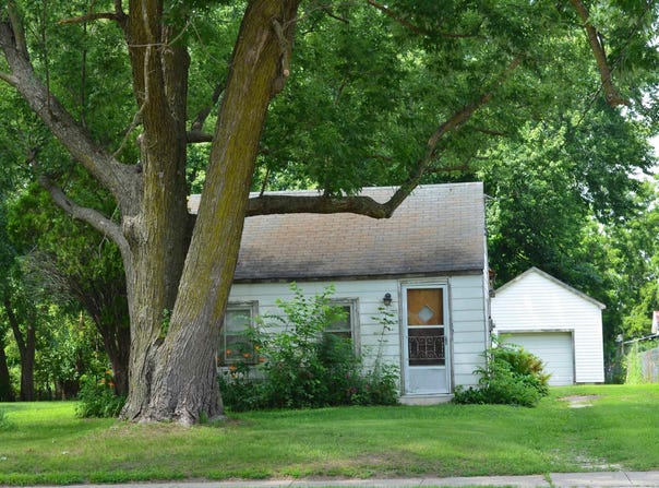 824 Evans Road, Evansdale, IA 50707