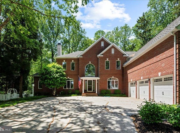 52 WOODSIDE LANE, NEW HOPE, PA 18938