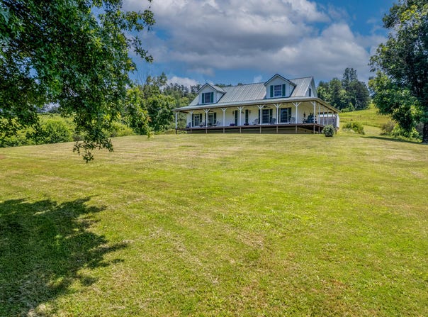 569 Bushrod Road, Hazel Green, KY 41332