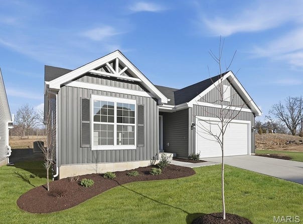 109 Silo Ridge Drive, Cuba, MO 65453