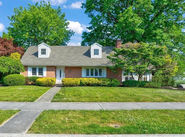 621 E WALNUT STREET, PALMYRA, PA 17078