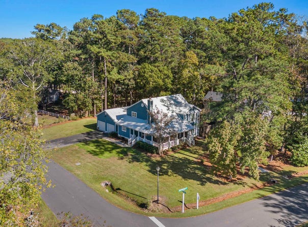 160 Shipmaster Ave., Pawleys Island, SC 29585