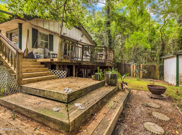 2844 Flounder Circle, Gautier, MS 39553