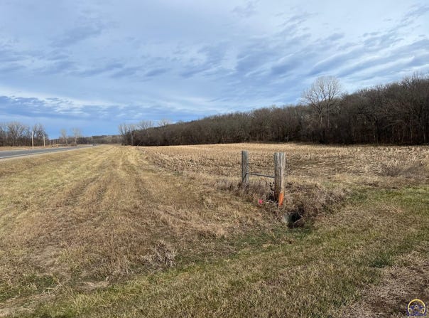 21st St, Perry, KS 66073