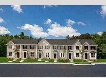 2251  Palm Ct, Sandston, VA 23150