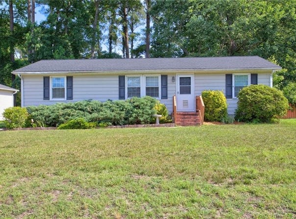 105 Cavalier Drive, Yorktown, VA 23692