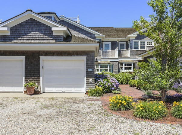 18-D Cape Codder Road, Falmouth, MA 02540