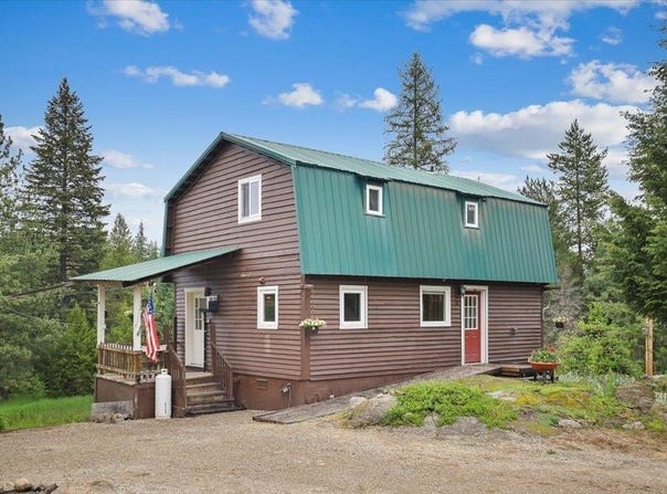 1021 Harworth Rd, Newport, WA 99156