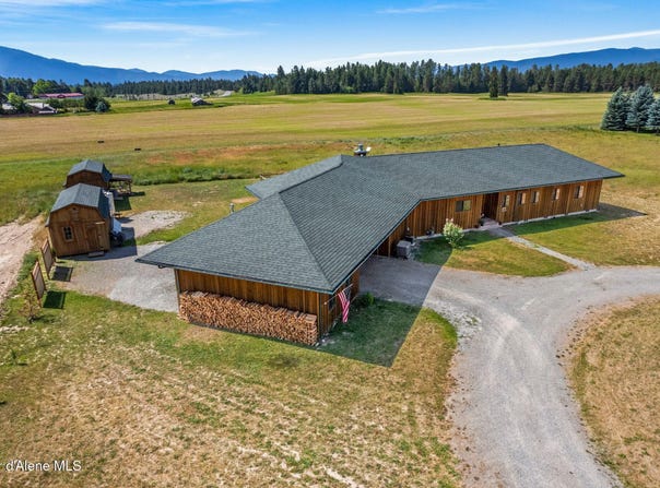 64 Heights Loop, Bonners Ferry, ID 83805