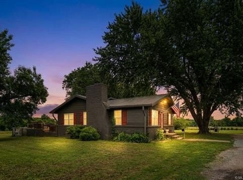 2541 W 430 Road, Adair, OK 74330