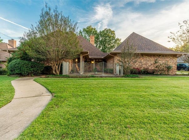 4010 Alpine Street, Paris, TX 75462
